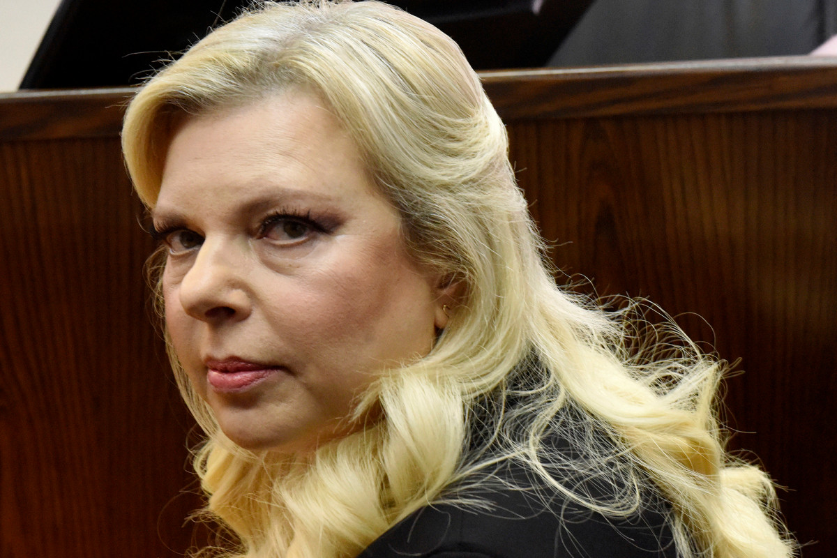 Benjamin Netanyahu’s wife Sara reportedly violates lockdown
rules with haircut 1