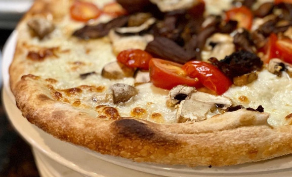 Campbell’s La Pizzeria opening a new Italian restaurant in
Cupertino 1
