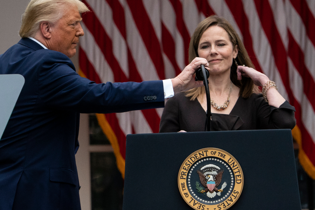 Coronavirus: Who around the president has been
tested? 1