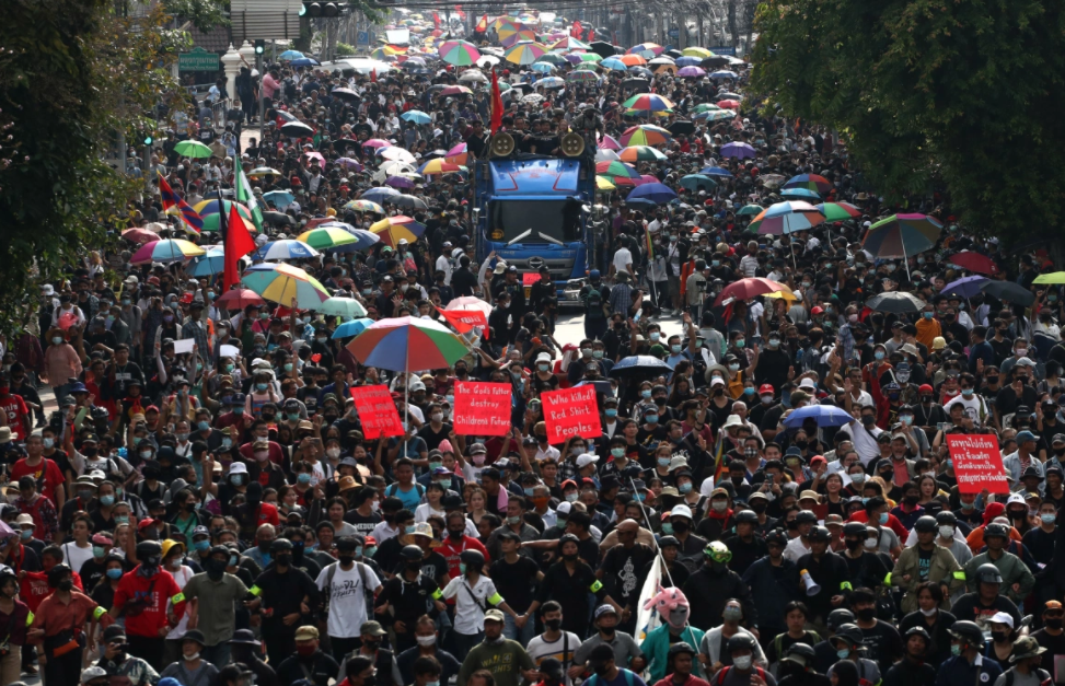 Thailand Protests Grow Fiercer Against Military Ruler
& World's Richest Billionaire Monarch 1