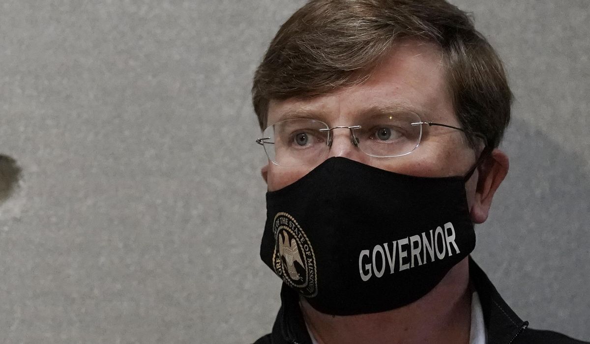 Tate Reeves, Mississippi governor, imposes mask
mandate 1