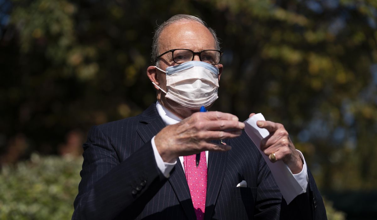Larry Kudlow says White House preparing 'breakthrough'
proposal for coronavirus stimulus 1