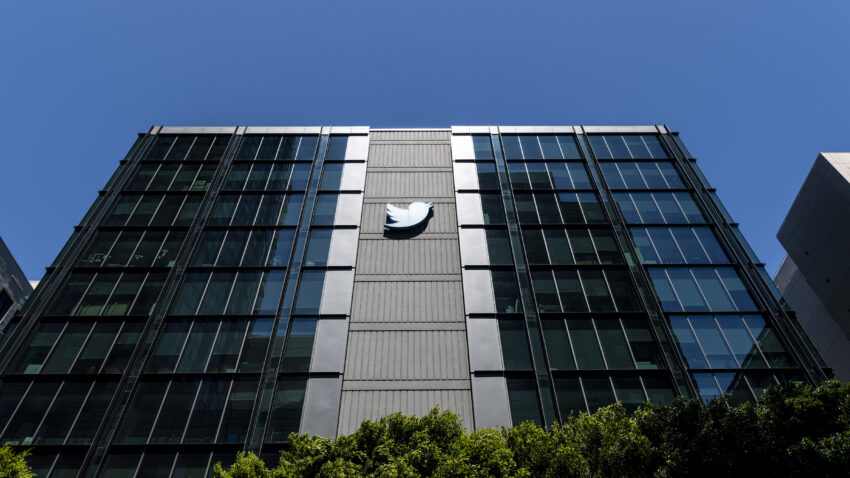 Americans might never go back to the office, and Twitter is
leading the charge 1