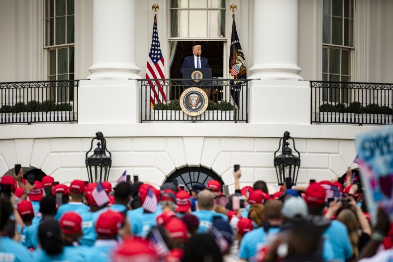 White House Embraces Herd Immunity in Latest Push to End
COVID-19 Lockdowns 1