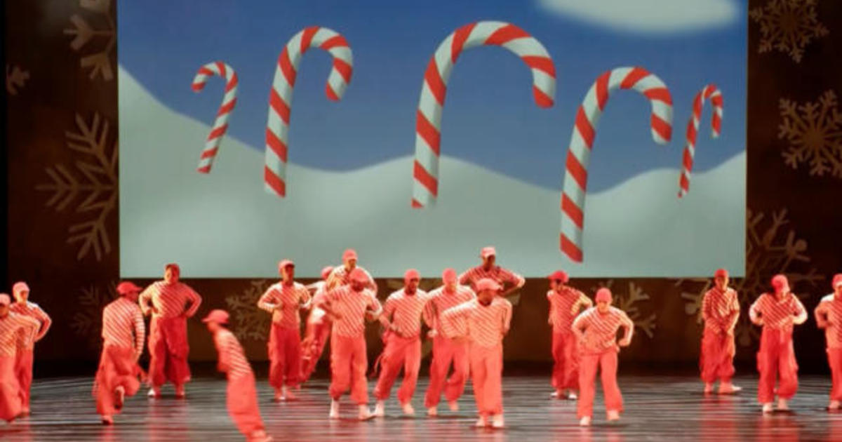 Kids are the stars in Debbie Allen’s “Hot Chocolate
Nutcracker,” a modern twist on a classic ballet 1