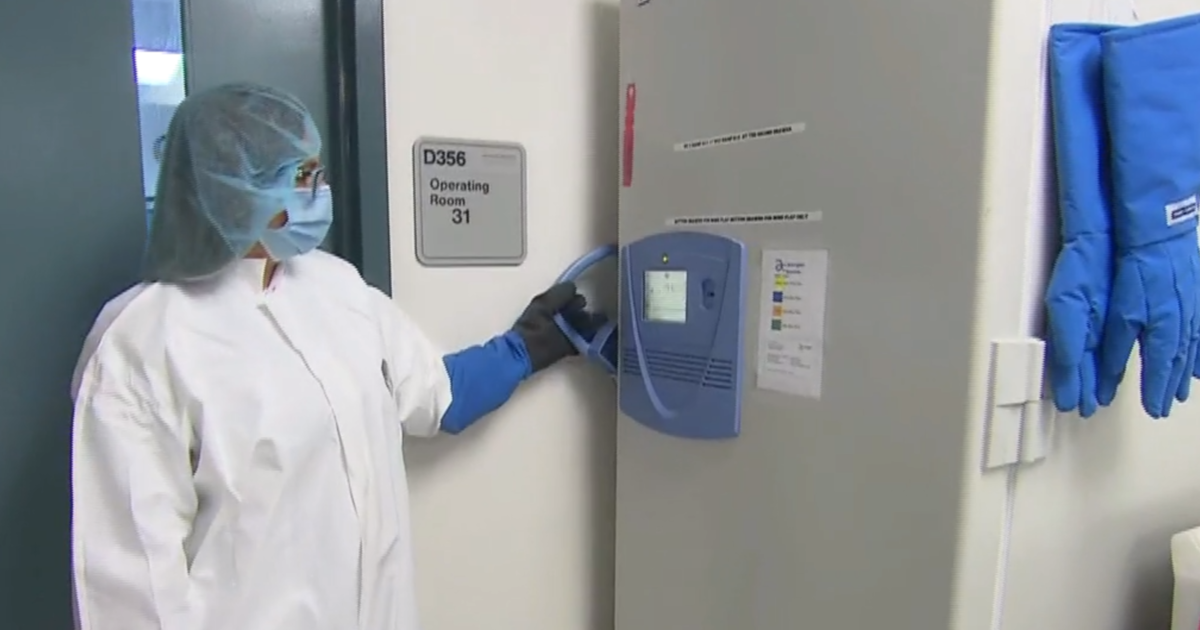 Miami hospital preparing for COVID-19 vaccine
distribution 1