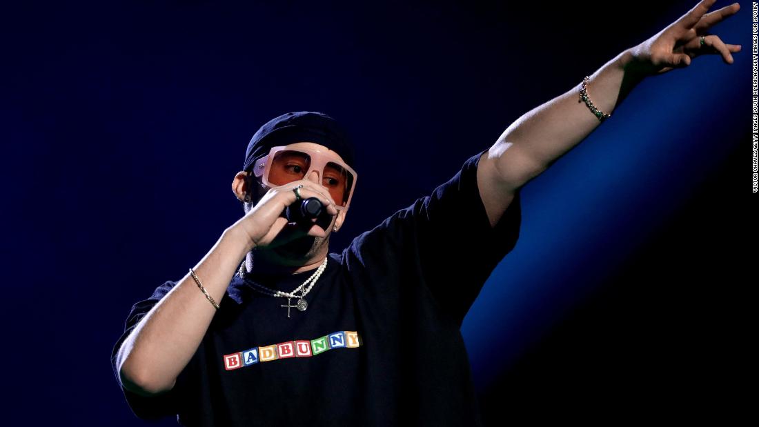 Bad Bunny tested positive for Covid-19 and had to skip AMA
performance 1