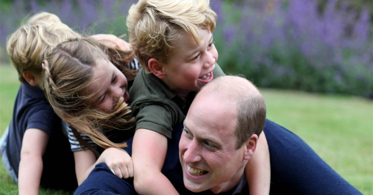 Prince William tested positive for coronavirus in April,
British media reports 1