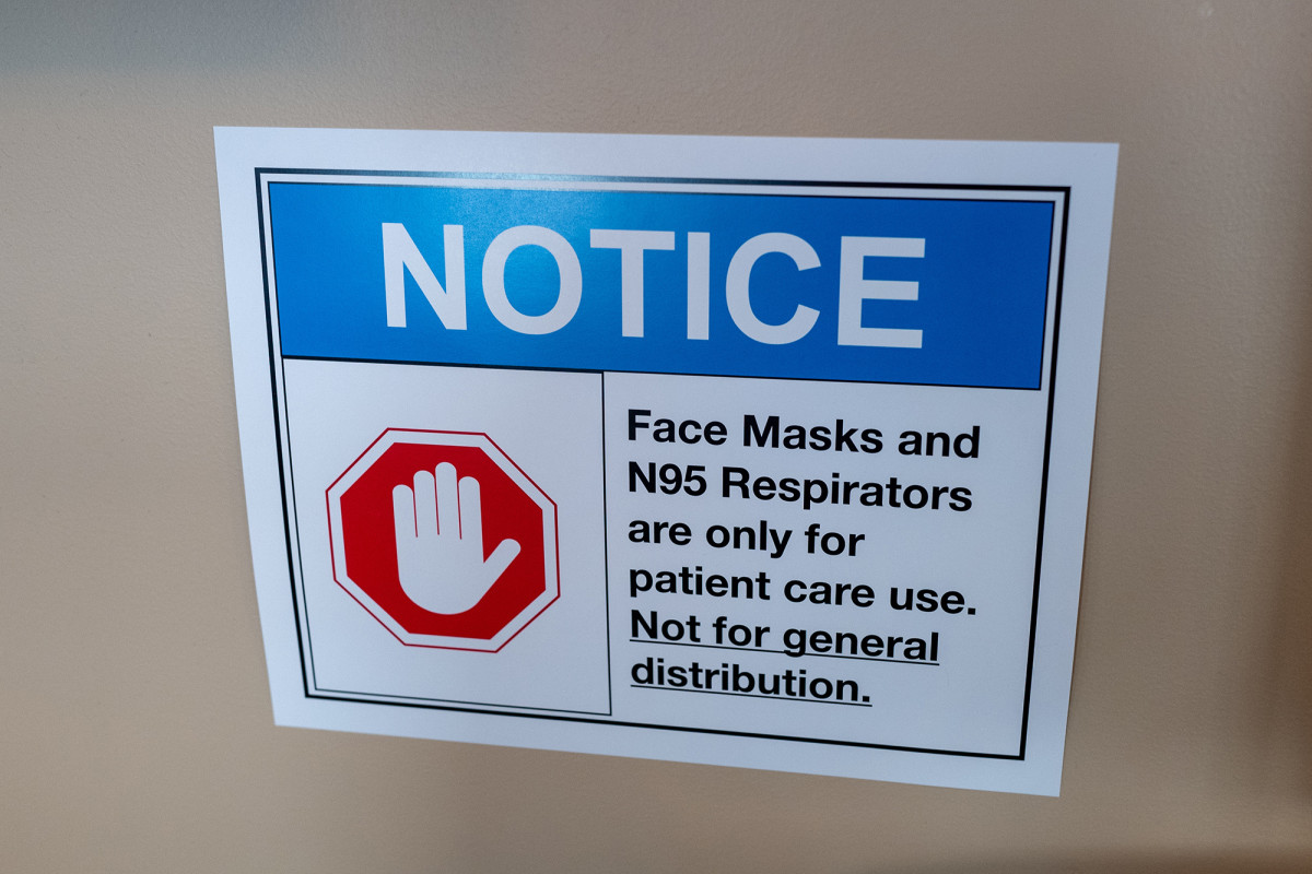 US supply of N95 masks dwindles amid surge in COVID-19
cases 1