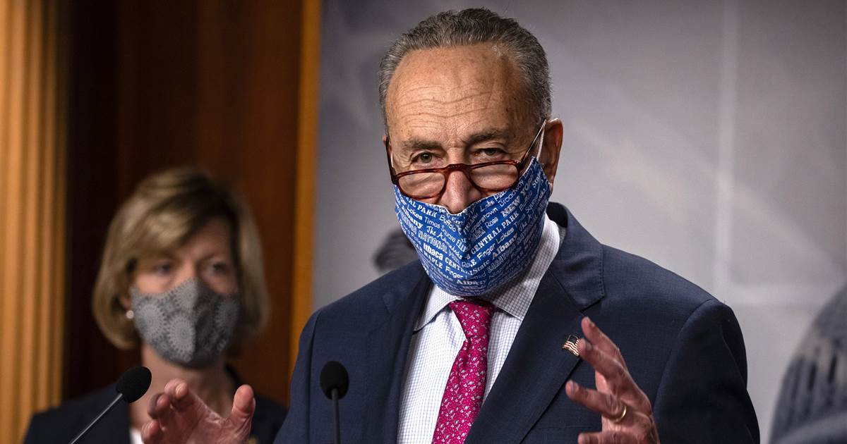 Man arrested for threatening to kill Sen. Schumer,
protesters, prosecutors say 1