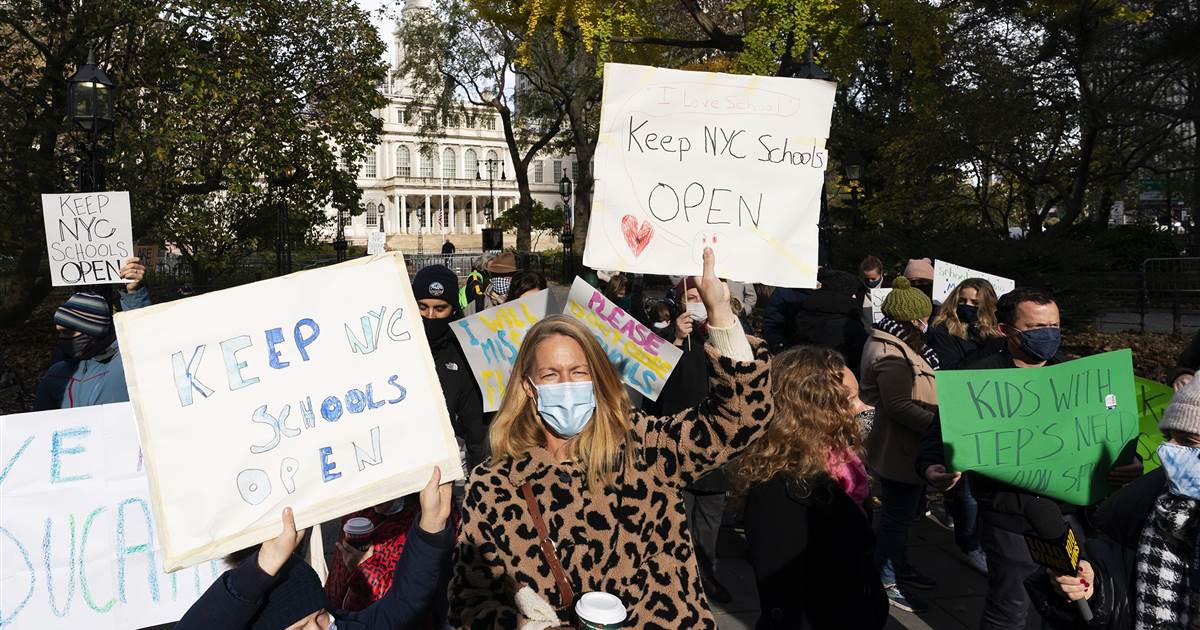 Parents outraged after NYC schools close due to rise in
coronavirus infections 1