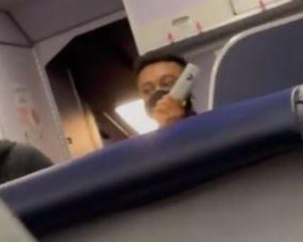 Spirit Airlines Flight Attendant Threatens To Have People
Who Don't Wear Mask Arrested, Put On No Fly List 1