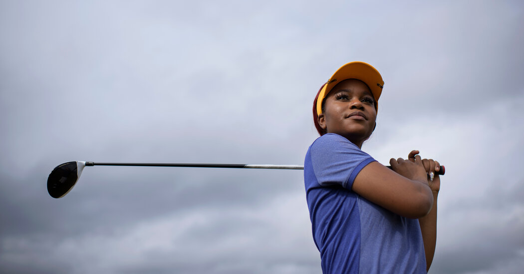 Groups Trying to Open Golf to Young People Are Struggling
Themselves 1