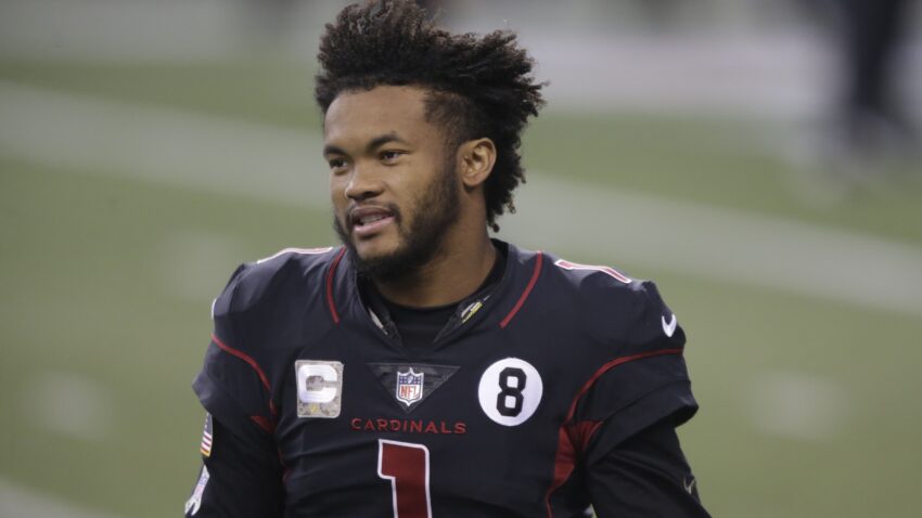 Another dangerous quarterback is the top challenge for the
Patriots, and this one might be the best 1