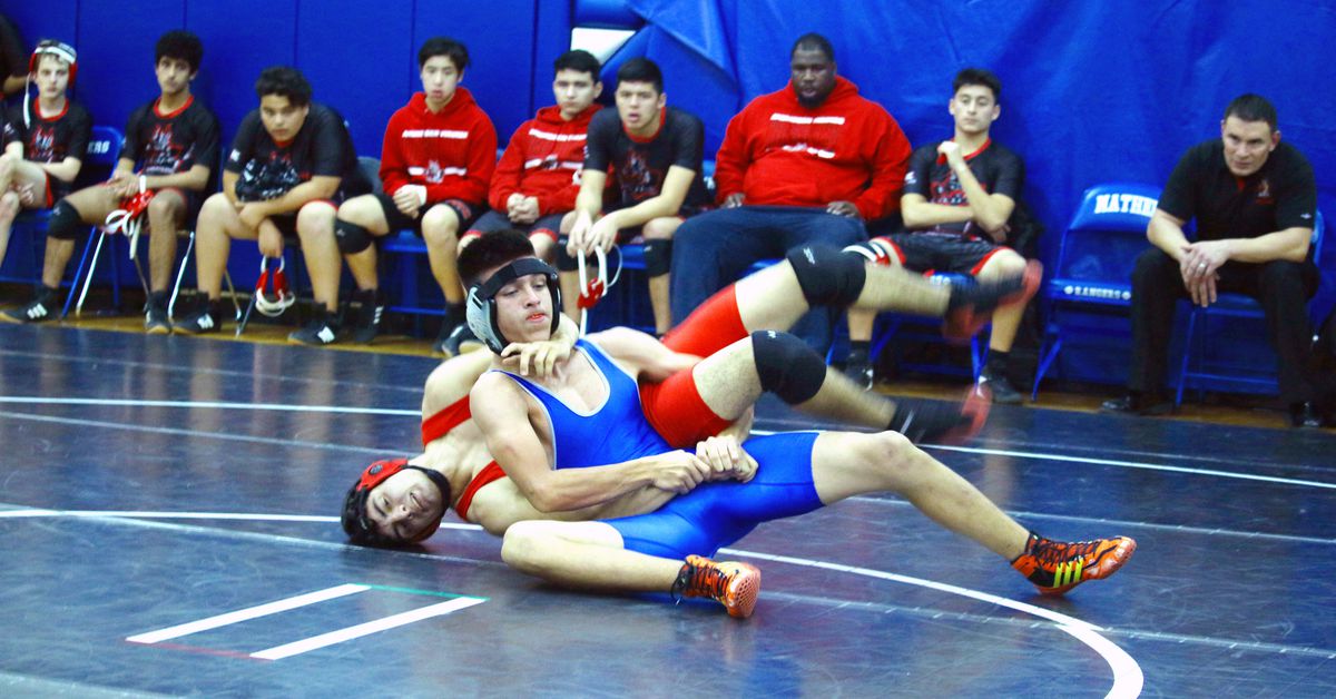 High school wrestling bumped to summer due to
COVID-19 1