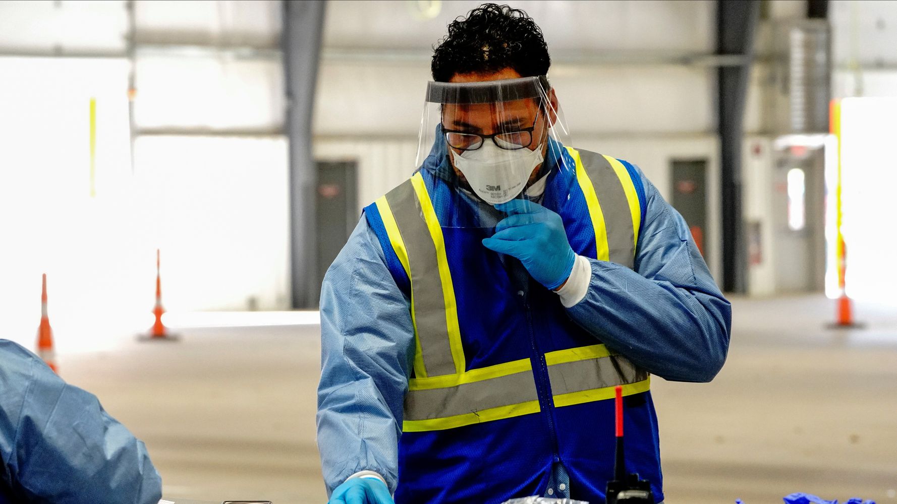 U.S. Daily Coronavirus Cases Exceed 125,000, Third Day Over
100,000 1