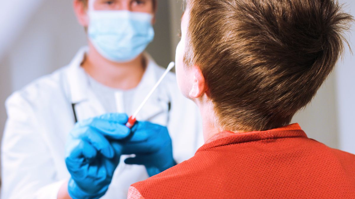 Coronavirus cases soar to all-time high among children:
report 1 Coronavirus cases soar to all-time high among children:
report 1