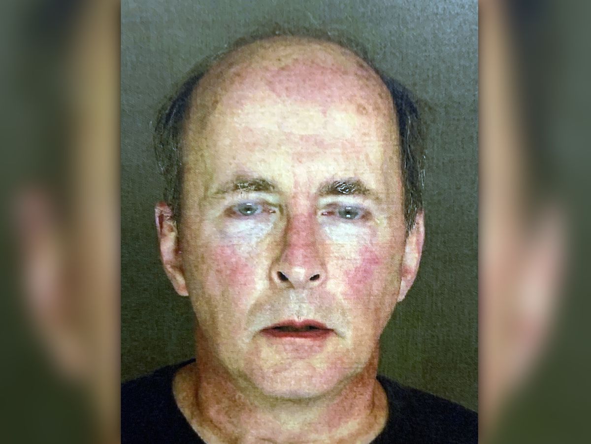 Porn-addicted judge molested 12-year-old child with special
needs, brought young boys to spend night in his office:
police 1