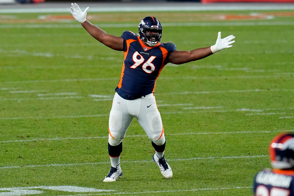 Broncos defensive end Shelby Harris tests positive for
COVID-19, will miss Sunday’s game in Las Vegas, source says 1
