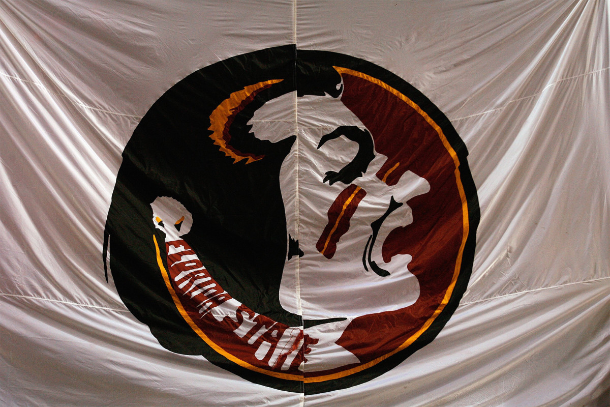 Florida State game postponed as COVID-19 wreaks havoc on
college football 1