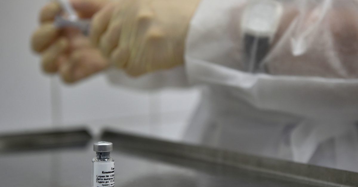 In race for coronavirus vaccine, Russia turns to
disinformation 1