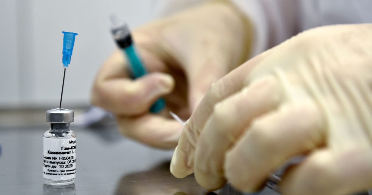 Russia’s Sputnik coronavirus vaccine gets a Twitter
account 1