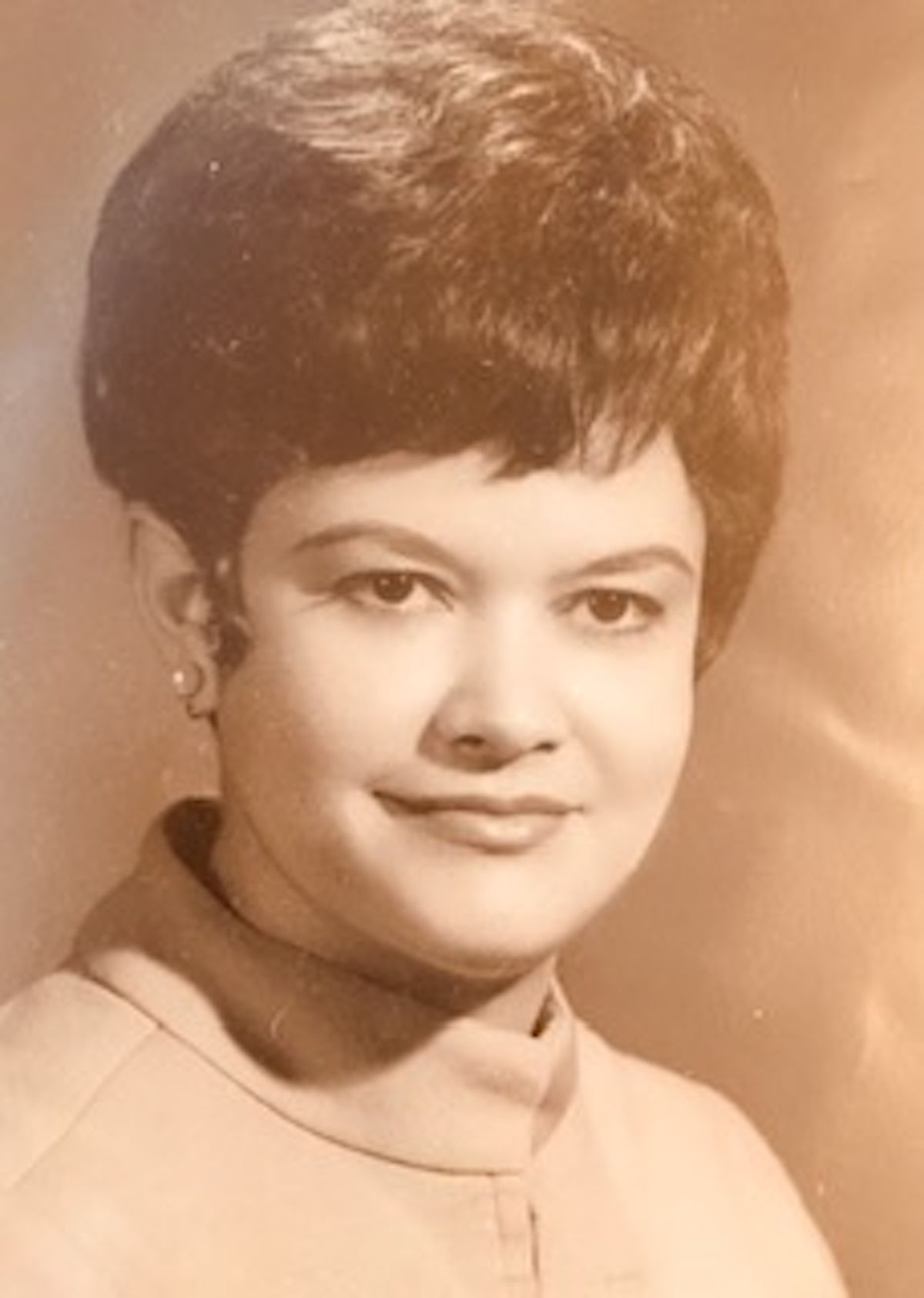María Cerda, first Latina on Chicago Board of Education,
dead of coronavirus at 86 1