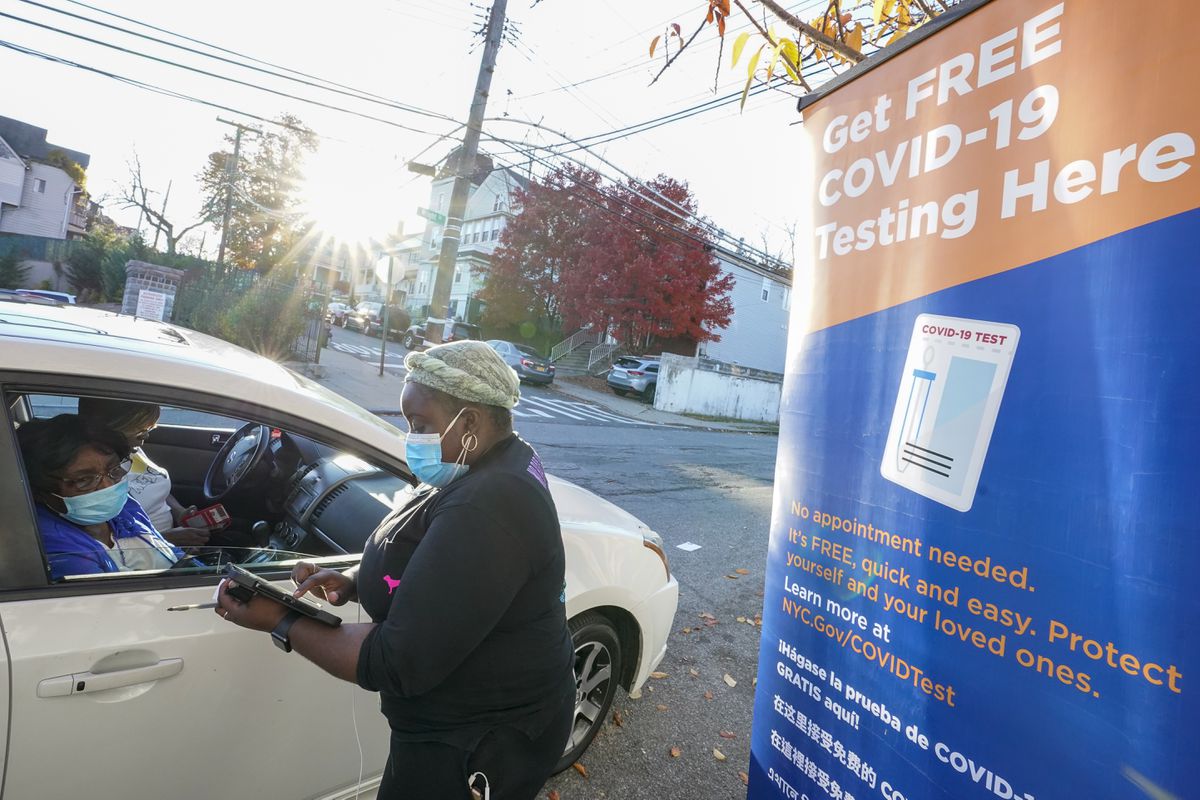 Gov. Cuomo orders 10 p.m. curfew on New York restaurants and
gyms, private parties capped at 10 people as COVID-19 cases
climb 1 Gov. Cuomo orders 10 p.m. curfew on New York restaurants and
gyms, private parties capped at 10 people as COVID-19 cases
climb 1
