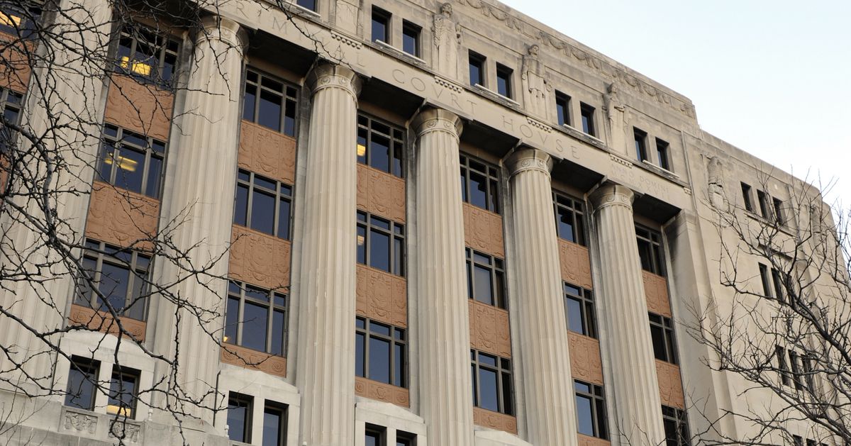 2 more Cook County court employees test positive for
COVID-19 1