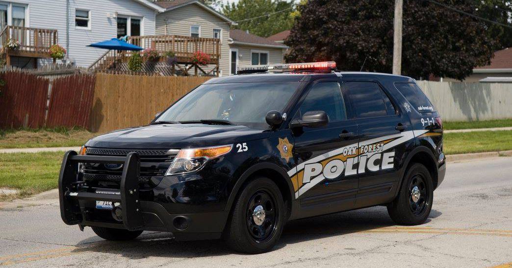 Police officer, 2nd person wounded in Oak Forest shootout:
police 1