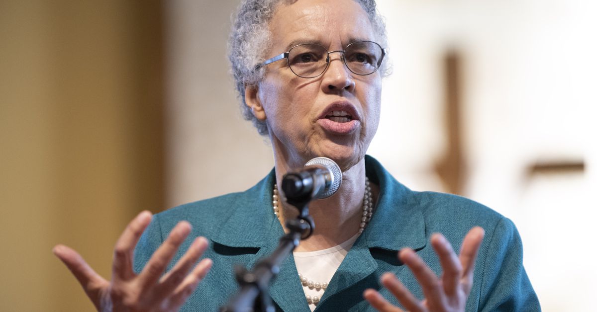 Preckwinkle staffer tests positive for COVID-19 1
