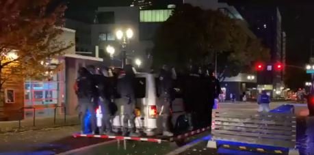 Total anarchy in Portland as National Guard, police seized
loaded rifles, explosives, knives from huge mob of rioters 1