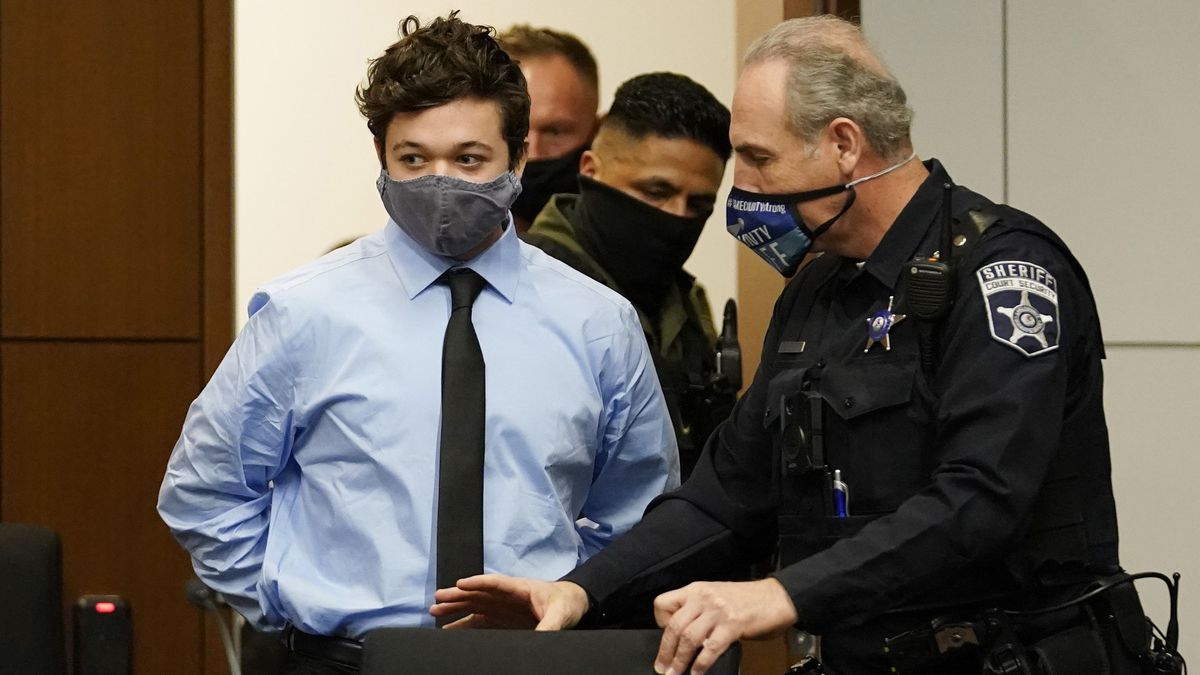 Man charged with supplying Kyle Rittenhouse assault-style
rifle used in deadly Wisconsin protest 1 Man charged with supplying Kyle Rittenhouse assault-style
rifle used in deadly Wisconsin protest 1