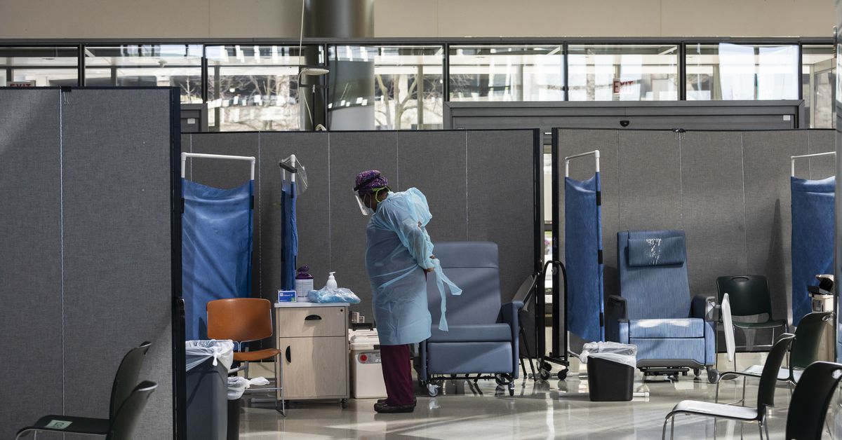 9,469 new Illinois coronavirus cases, 125 more deaths ahead
of Thanksgiving 1