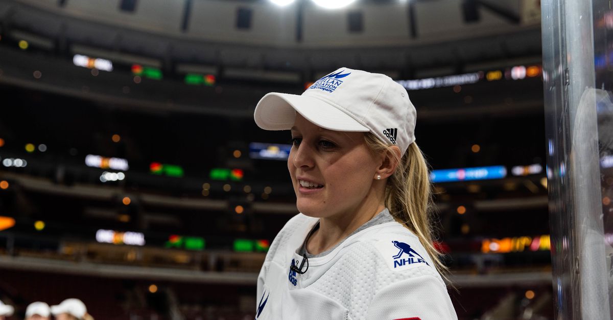 Blackhawks’ front office hirings make Kendall Coyne
Schofield team’s first female development coach 1