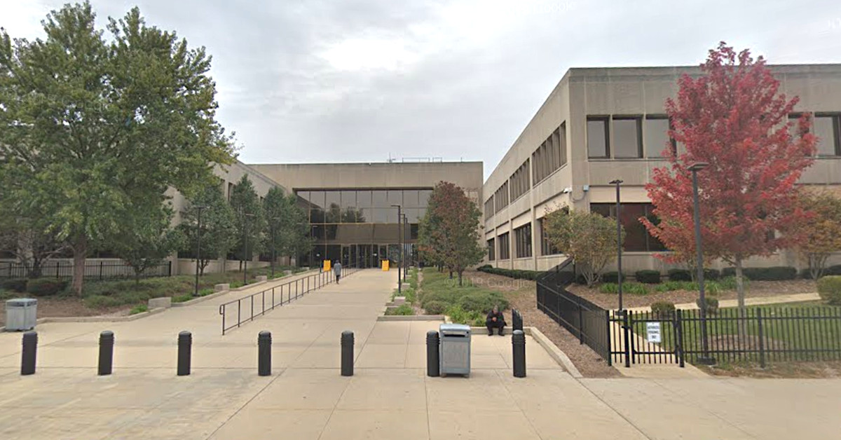 Another Cook County judge tests positive for
COVID-19 1
