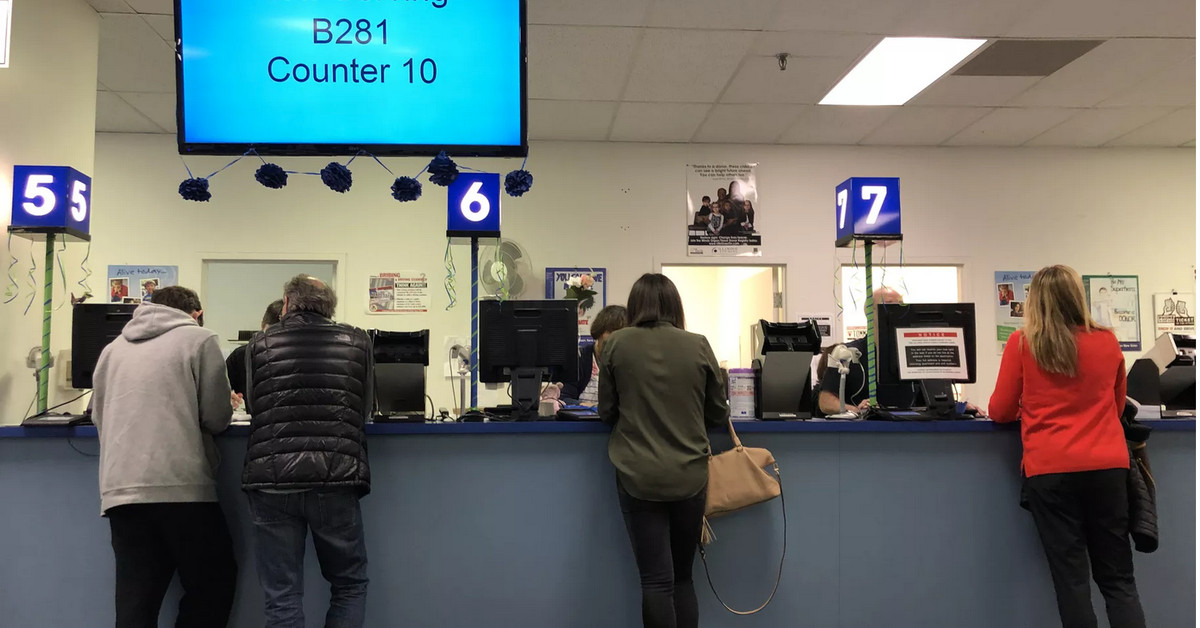 Illinois driver facilities closing through early December
because of COVID-19 1