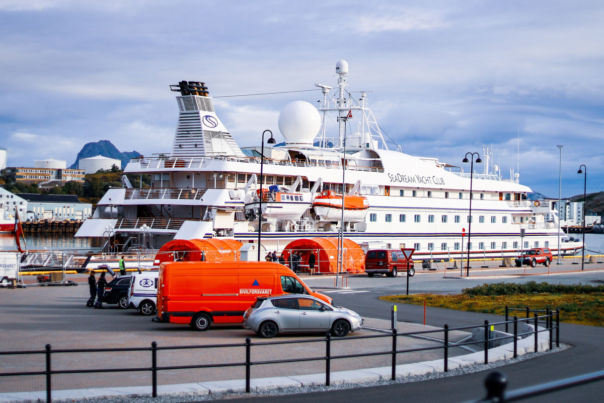 Passenger on first Caribbean cruise since March tests
positive for COVID-19 1