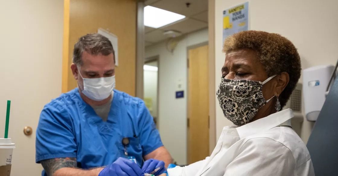 Building trust among Black Americans in a COVID-19
vaccine 1