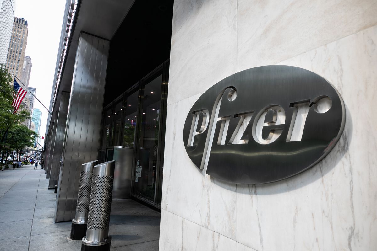 Pfizer says its coronavirus vaccine may be more than 90%
effective, early analysis shows 1 Pfizer says its coronavirus vaccine may be more than 90%
effective, early analysis shows 1