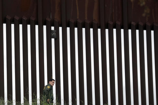 How Trump used COVID-19 to shut U.S. borders to migrant
minors 1