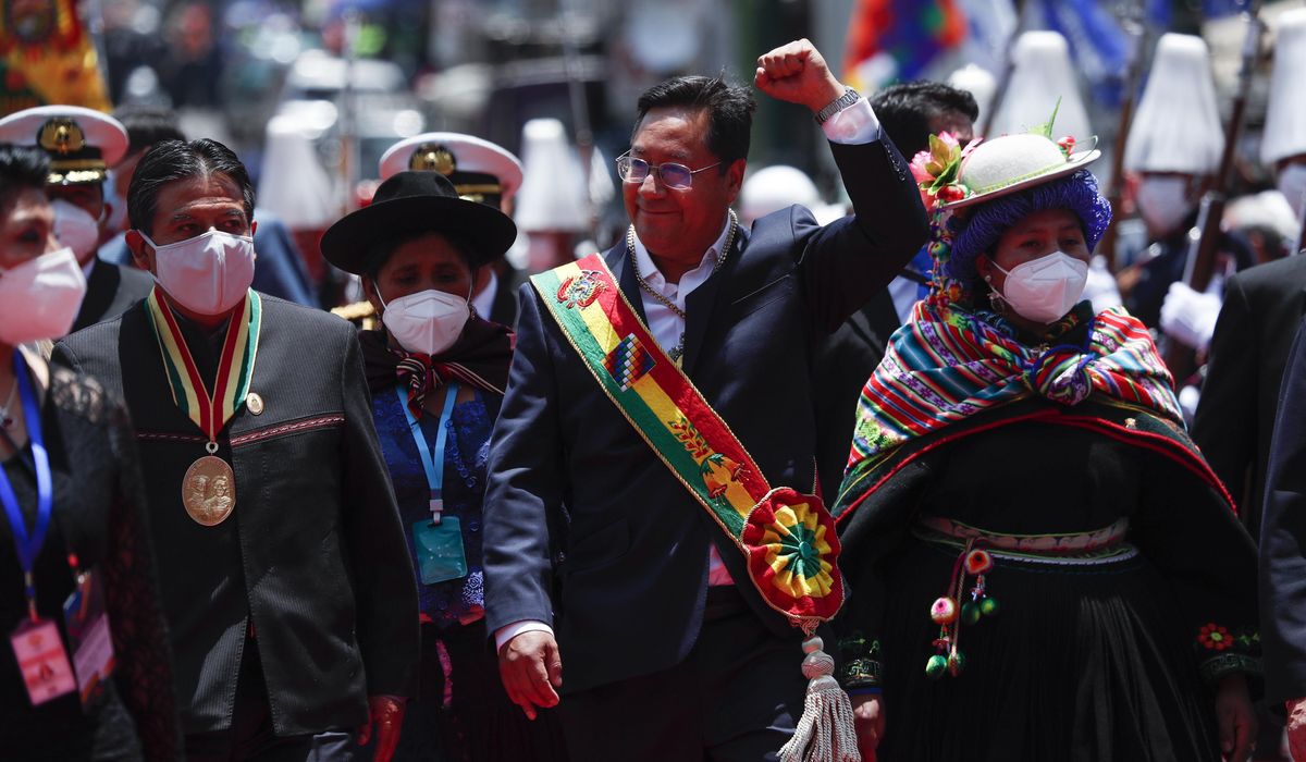 New leftist leader takes office in Boliva 1