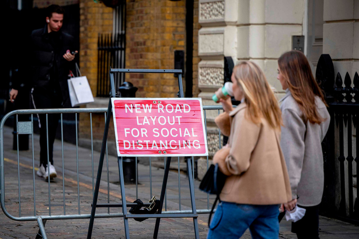 UK may be days away from approving Pfizer’s COVID-19
vaccine 1