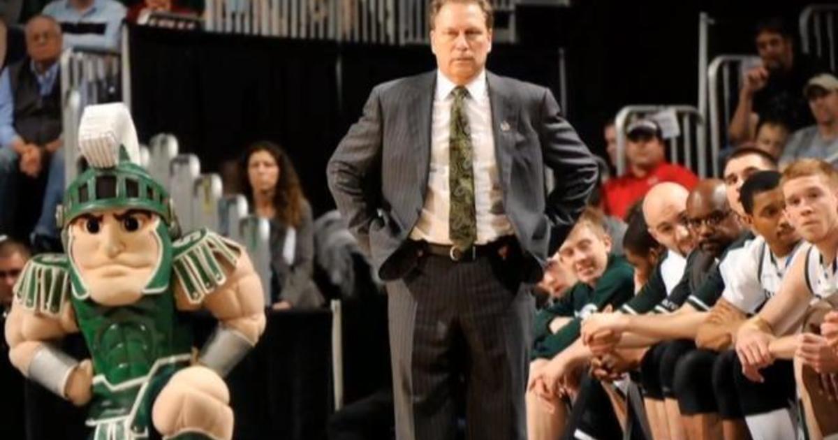College basketball returns as coronavirus surges around
U.S. 1