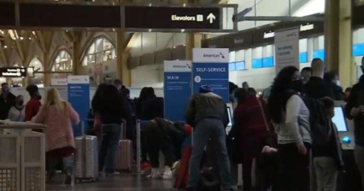 Officials plea for safety as Thanksgiving traditions are
altered and COVID-19 cases mount 1