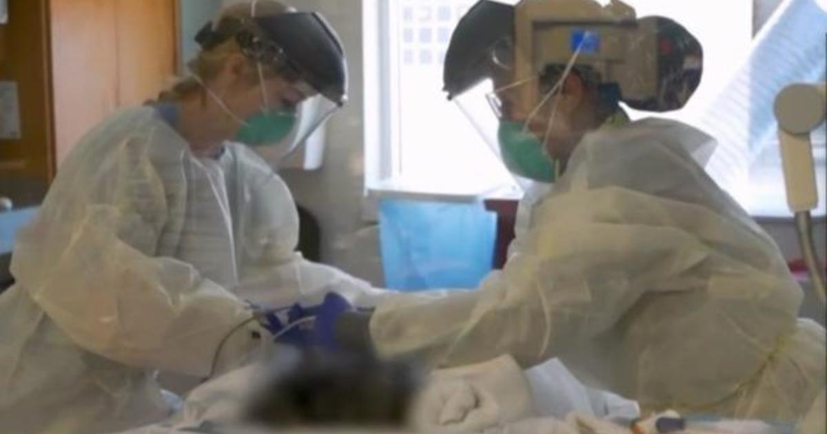 U.S. coronavirus cases hit new single-day high while
millions travel for holiday 1