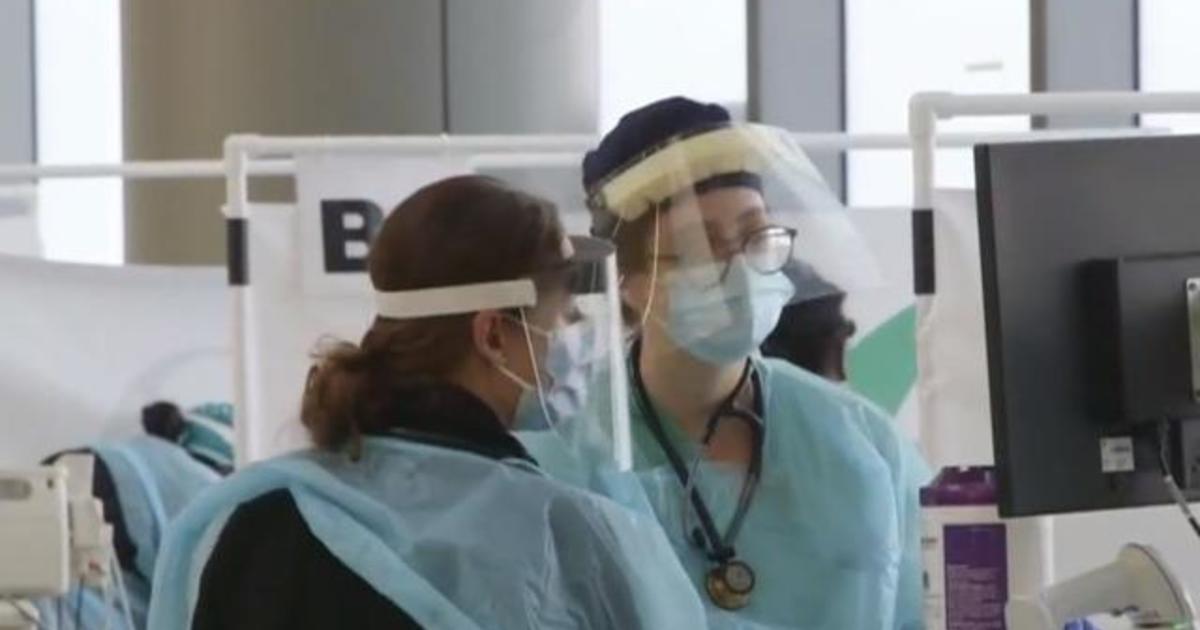 U.S. surpasses 13 million COVID-19 cases as holiday season
begins 1
