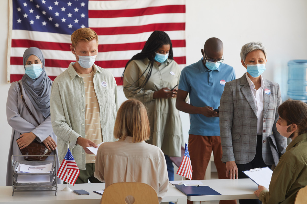 Experts advise what to do if you suspect you were exposed to
COVID-19 at the polls 1
