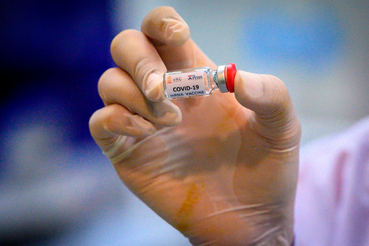 G20 leaders pledge to fairly distribute COVID-19 vaccine
globally 1