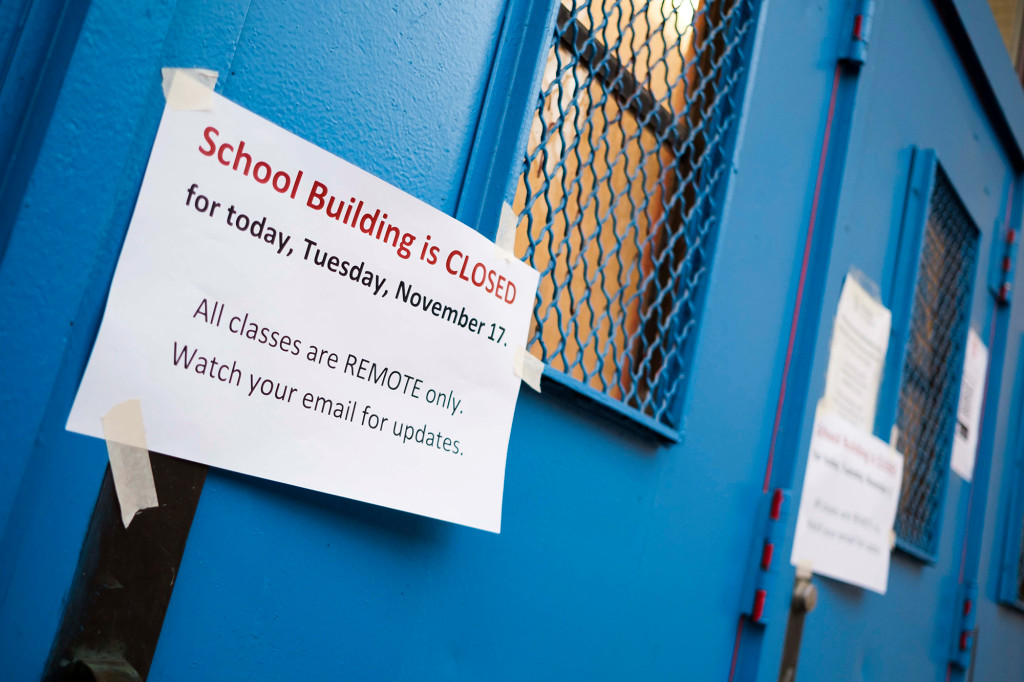 De Blasio hopes NYC schools will re-open in ‘next few
weeks’ 1